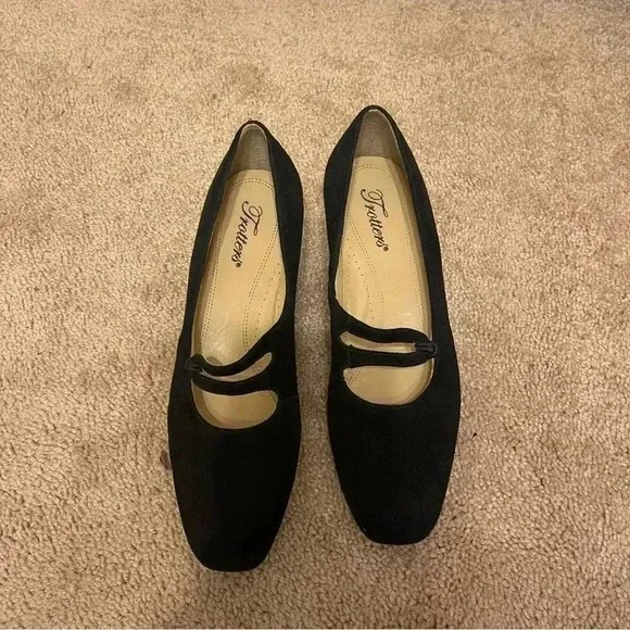 TROTTER  Women’s Mary Jane Pump Slip On Shoes Size 8 1/2 Narrow Black Crepe - Picture 8 of 12